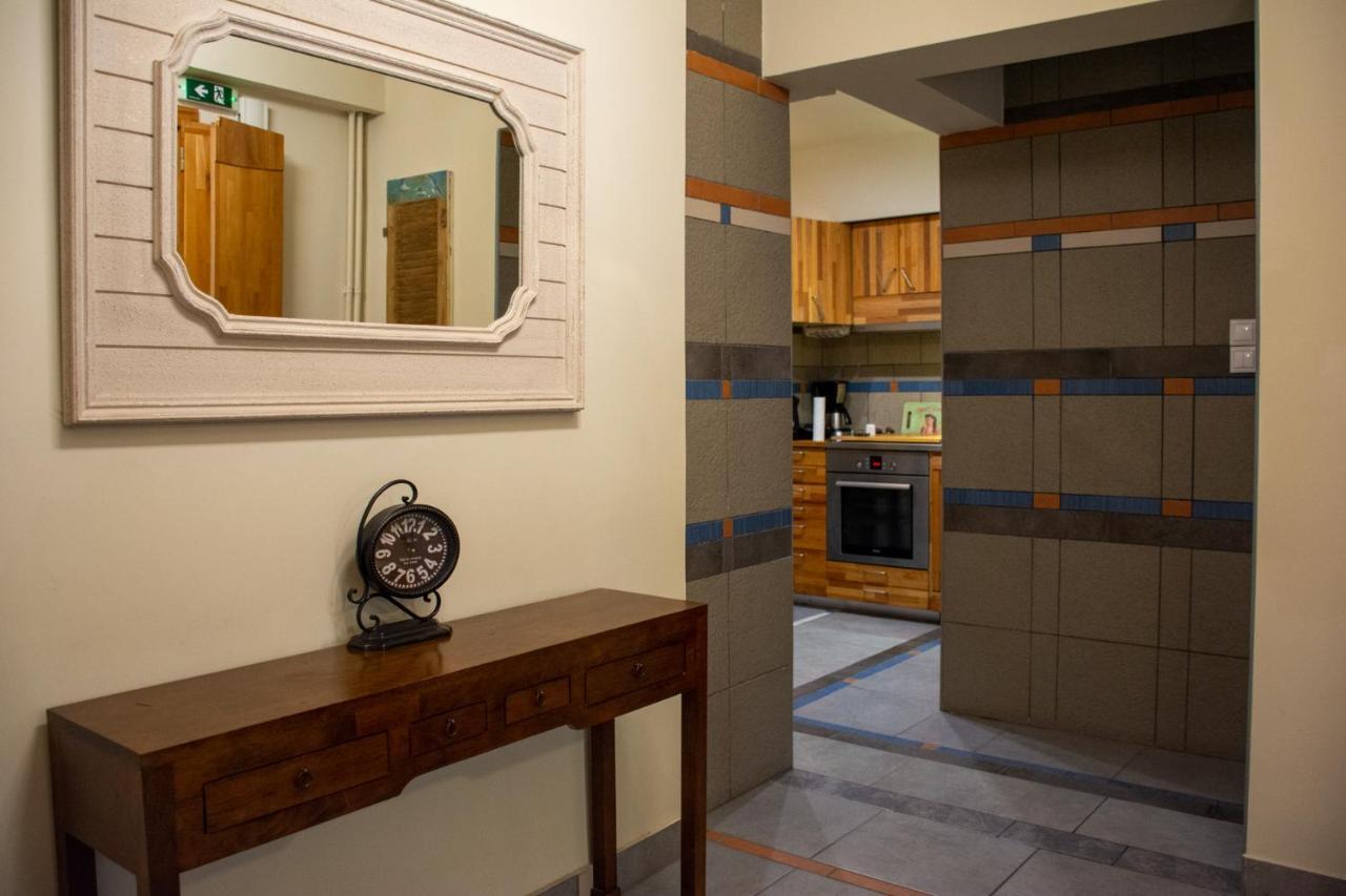 Handcrafted Unique Flat, 200M From The Acropolis Athen Exterior foto